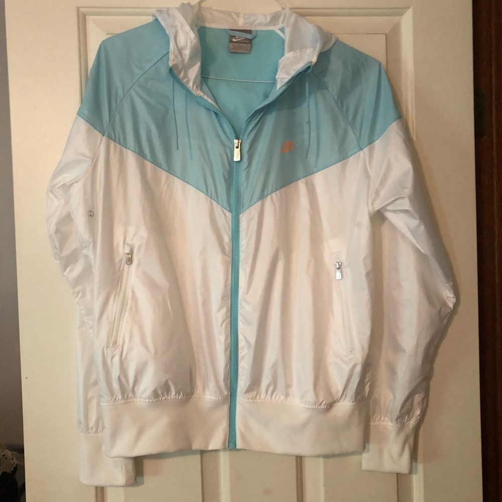 Nike windrunner jacket